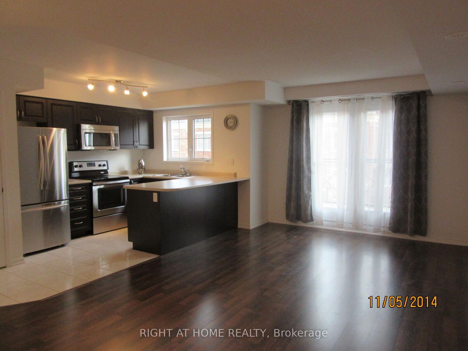 Property Photo:  47 Hays Boulevard 10  ON L6H 0J1 