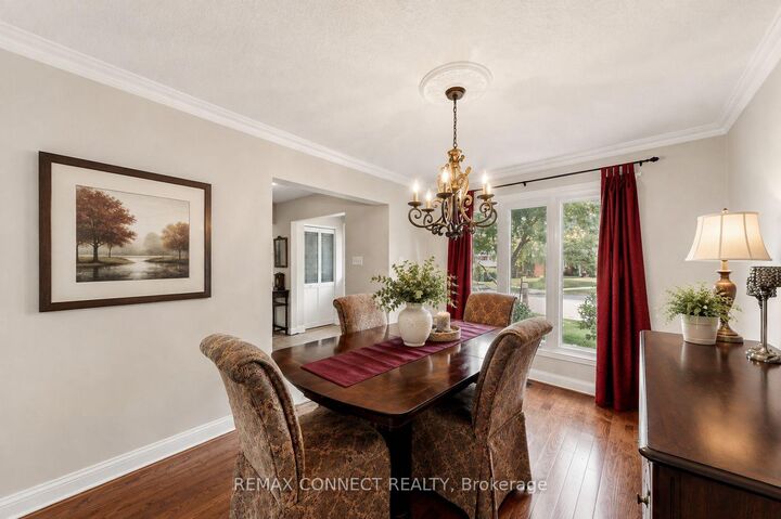 Property Photo: 15 Satchell Boulevard ON M1C 3B3