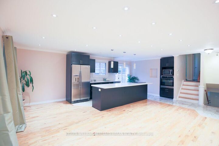 Property Photo: 2255 Urwin Crescent ON L6L 2T3