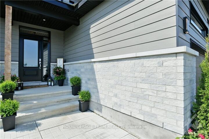 Property Photo:  54 Reynard Crescent  ON K0A 2Z0 