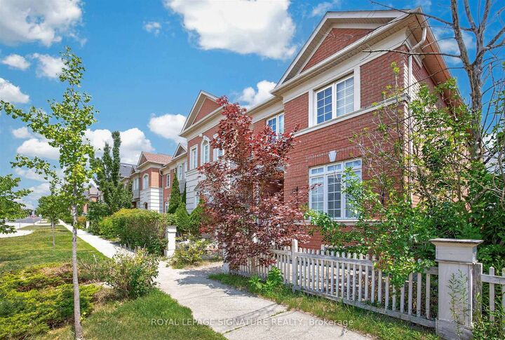 Property Photo:  2948 Bur Oak Avenue  ON L6B 1E5 