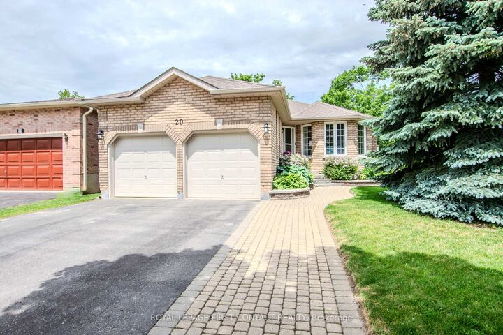 Property Photo:  20 McVeigh Drive  ON L4N 7E2 