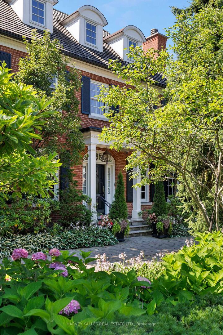 Property Photo:  17 Sagewood Drive  ON M3B 1T5 