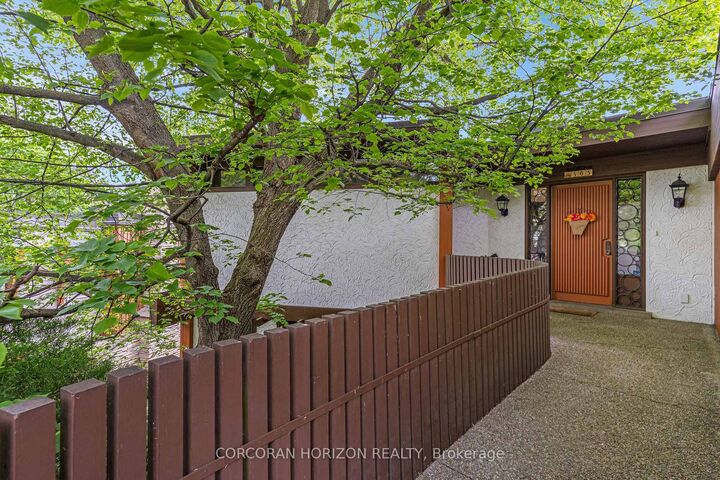 565 Fountain Street S — photo 1