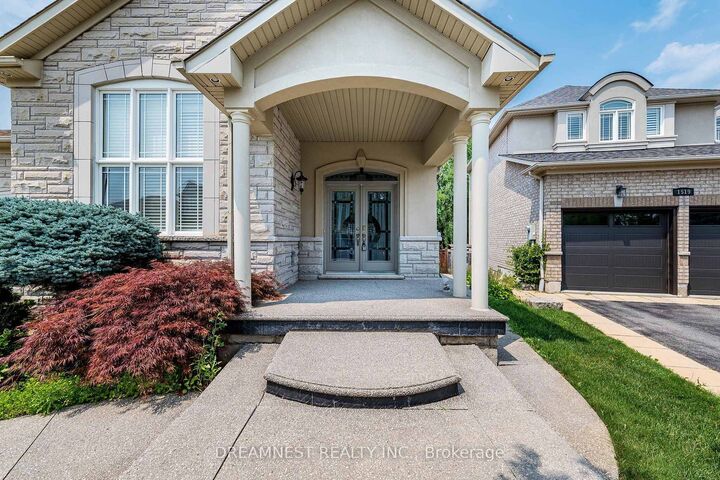 Property Photo:  1515 Stewart Crescent  ON L9T 6P8 
