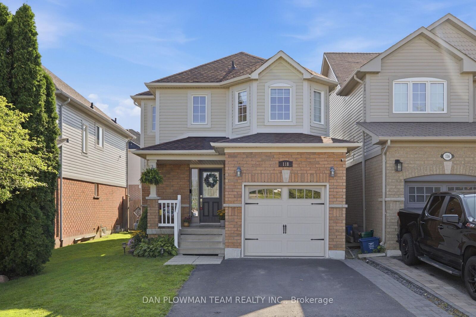 Property Photo:  118 Swindells Street  ON L1C 0C8 