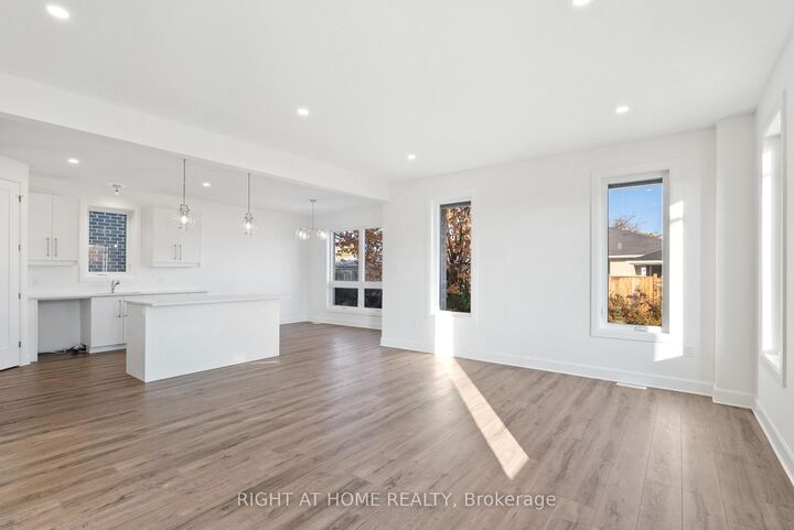 Property Photo: 2 Welch Court ON N5R 0M1