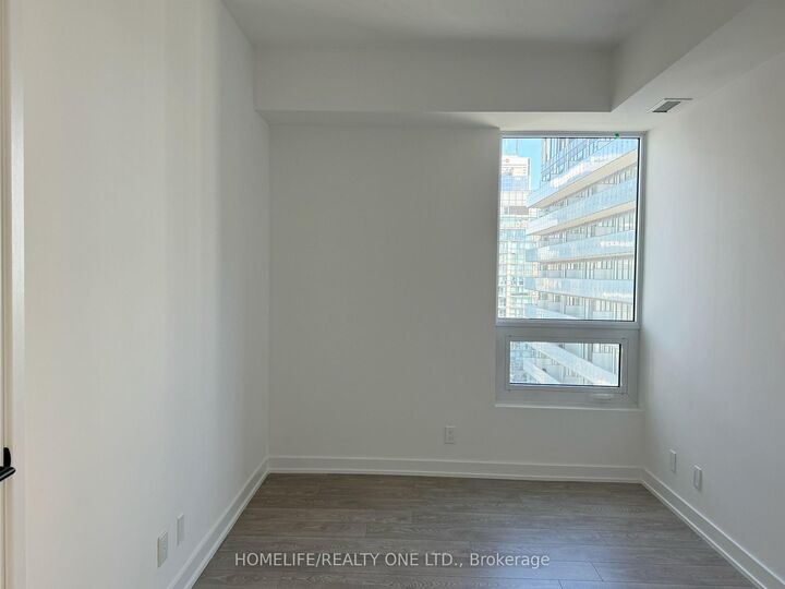 Property Photo:  108 Peter Street 4106  ON M5V 2G7 
