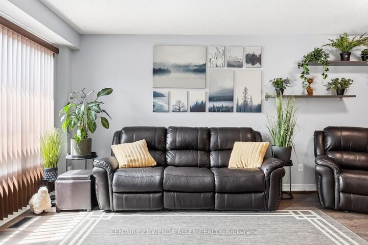 5 Jays Drive — photo 1