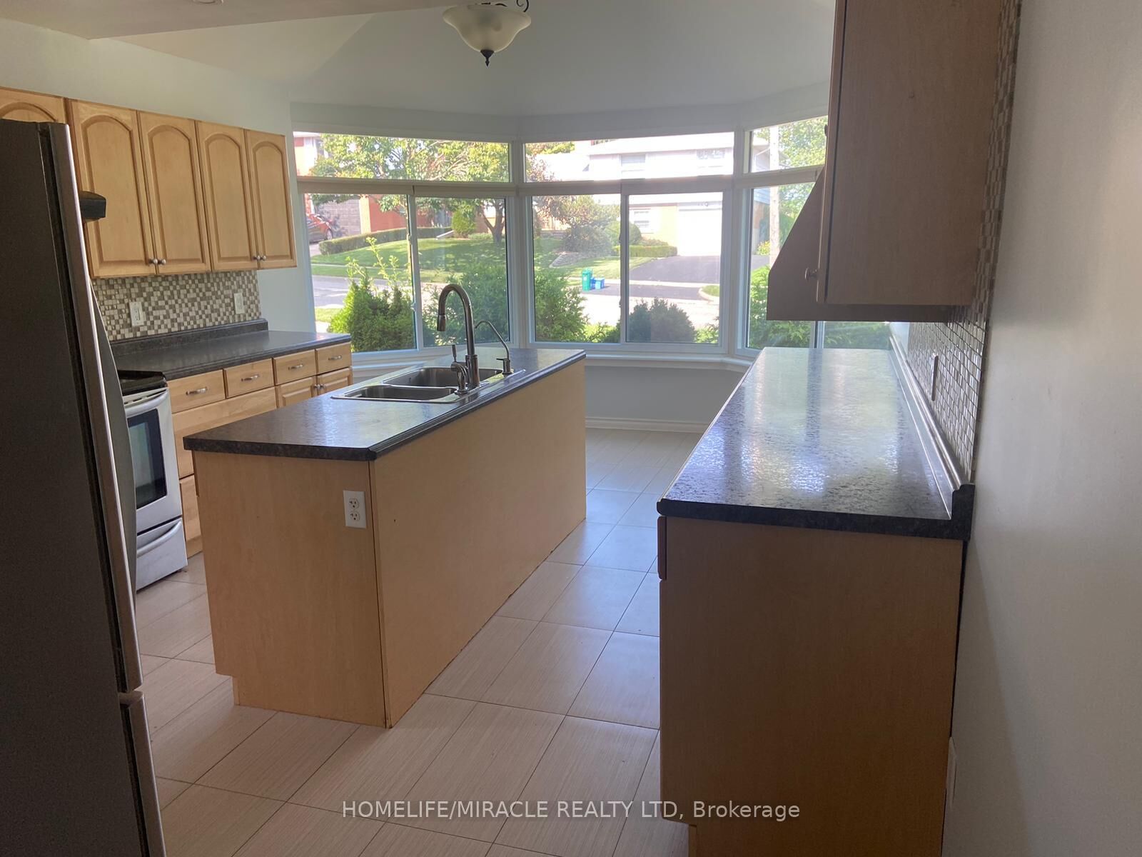 Property Photo: 25 Thornridge Crescent Main Floor ON N2M 4V9