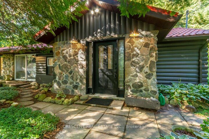 Photo de la propriété:  37 Georgian Manor Drive  ON L9Y 3Z1 