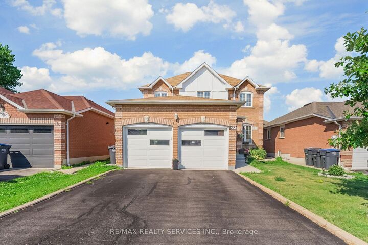 27 Colleyville Street — photo 1