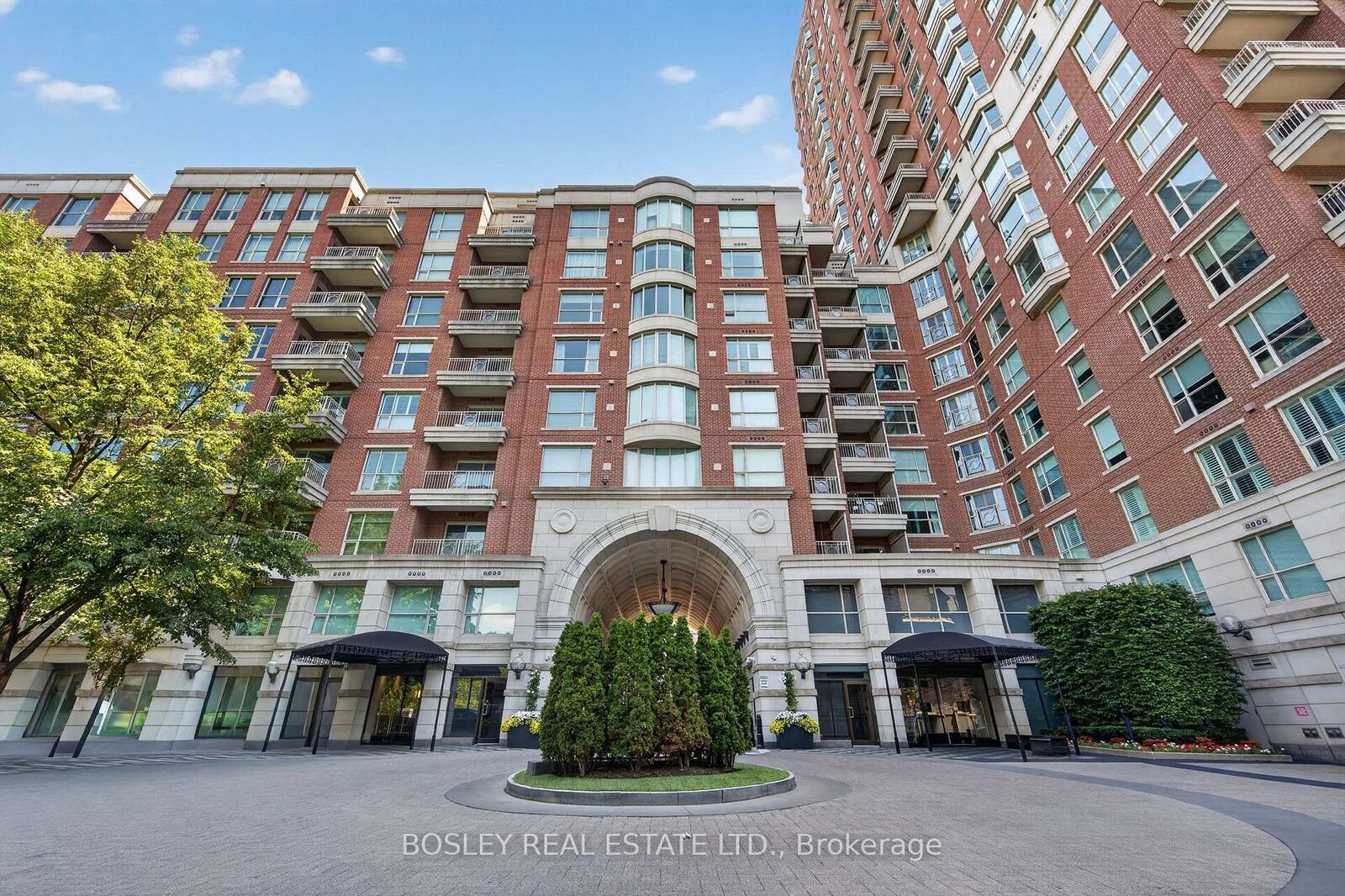 Property Photo: 38 Avenue Road 1403 ON M5R 2G2