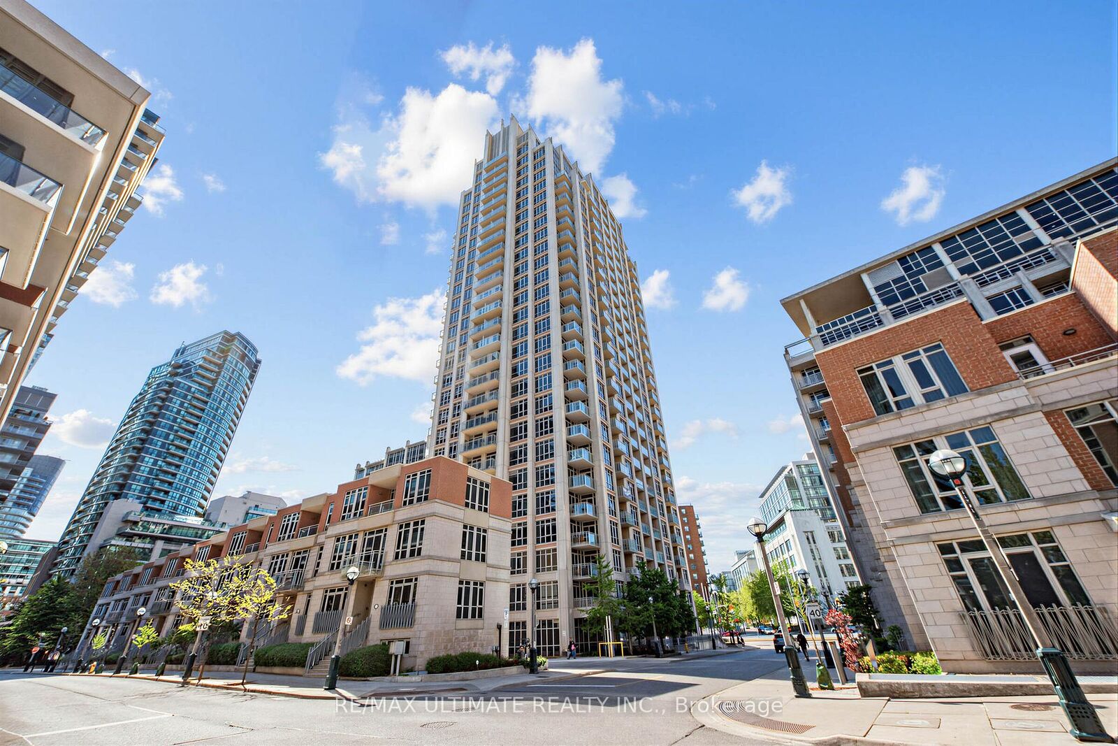 Property Photo: 21 Grand Magazine Street 2301 ON M5V 1B5