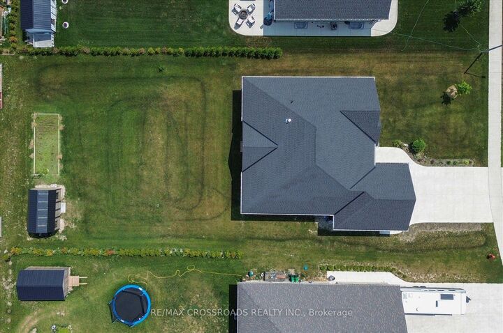 Photo de la propriété:  11 McTavish Crescent  ON N0G 2R0 