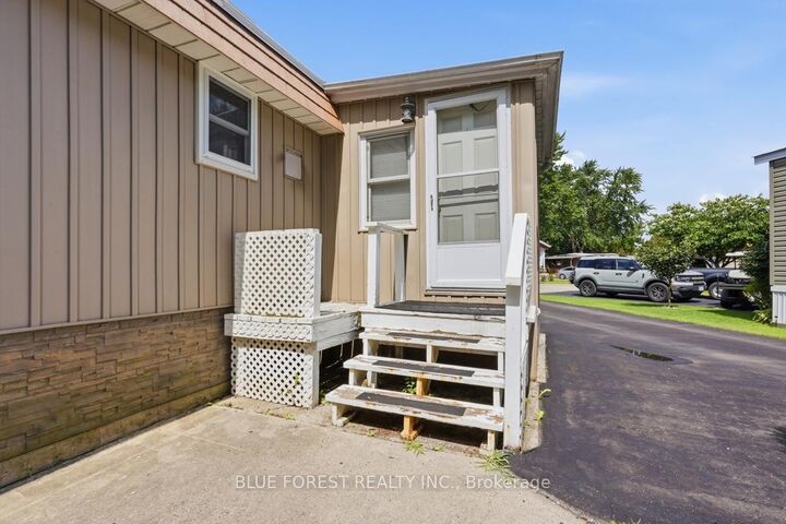 Property Photo: 3100 Dorchester Road 34 ON N0L 1G5