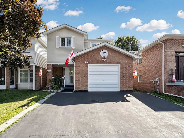 Property Photo: 32 Rotary Drive ON M1B 2J1