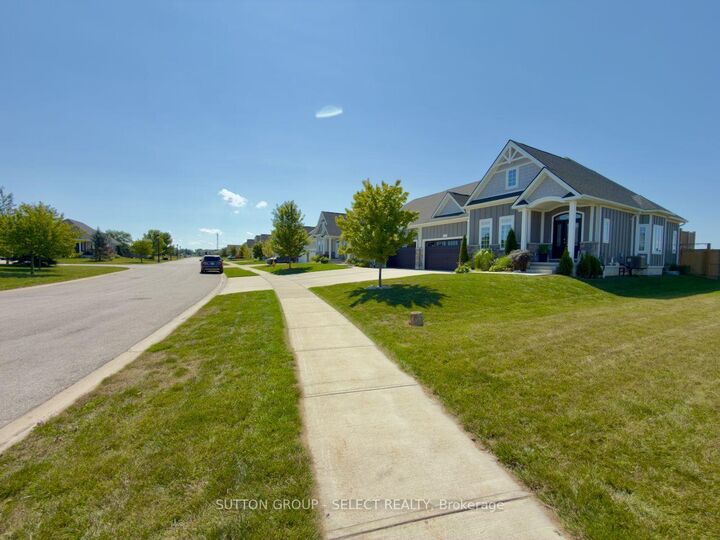 Property Photo: 4 Brooklawn Drive ON N0M 1T0
