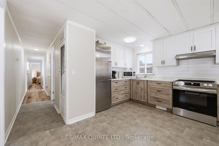 7 Finch Lane — photo 1