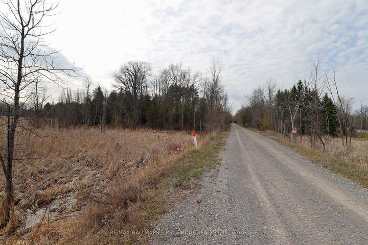 Property Photo:  8 St. Marks Road  ON K0K 2M0 