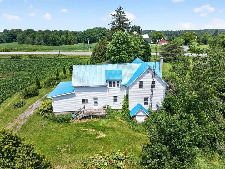 Property Photo: 1497 Sunbury Road ON K0H 1X0