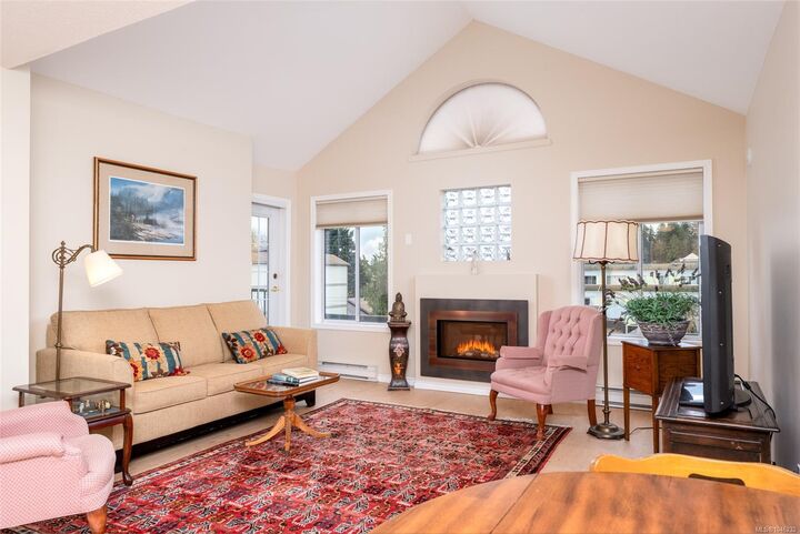 Property Photo: 275 First St #403 BC V9L 1R3