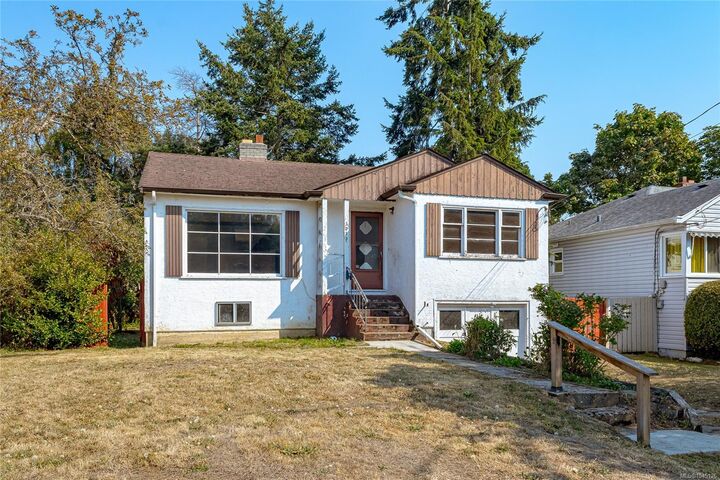 3033 Carroll St — photo 1