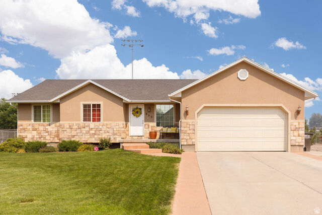 Property Photo: 255 S 500 W UT 84754