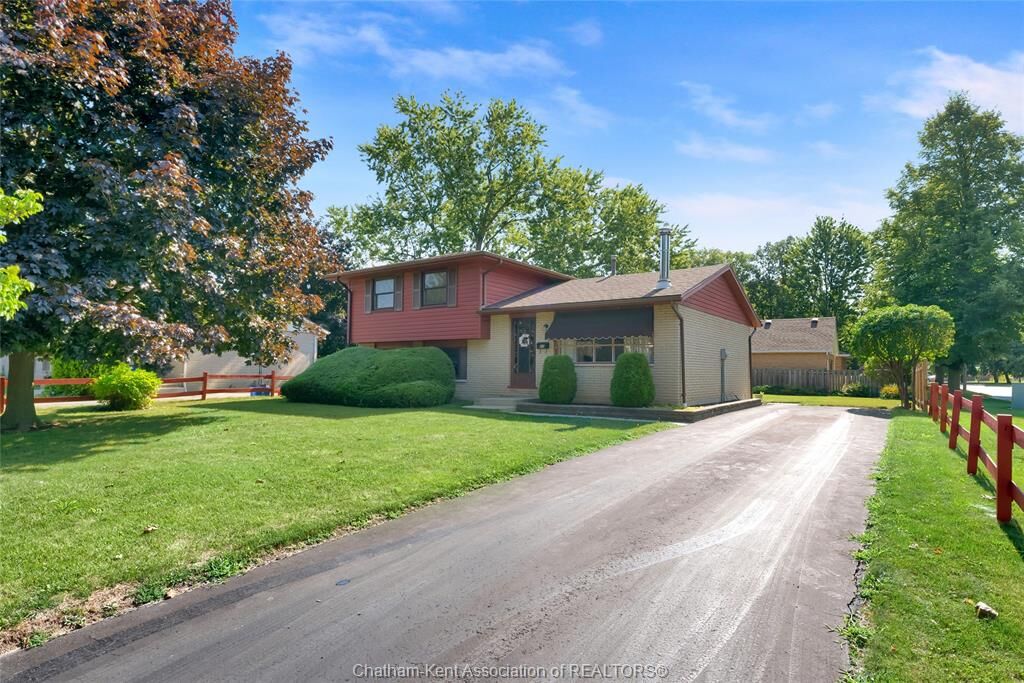 Property Photo: 85 Pheasant Drive ON N7L 1H3
