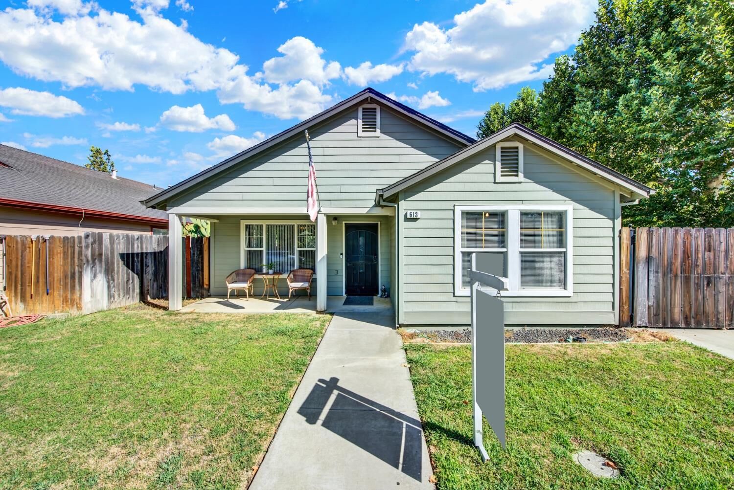 Property Photo: 613 Manzanita Way CA 95694