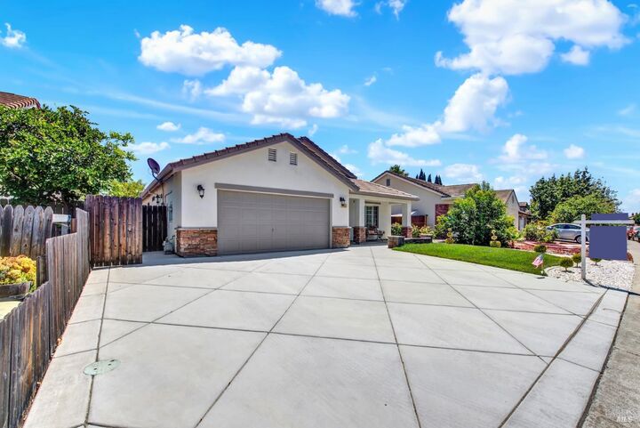 Property Photo: 560 Evans Road CA 95620