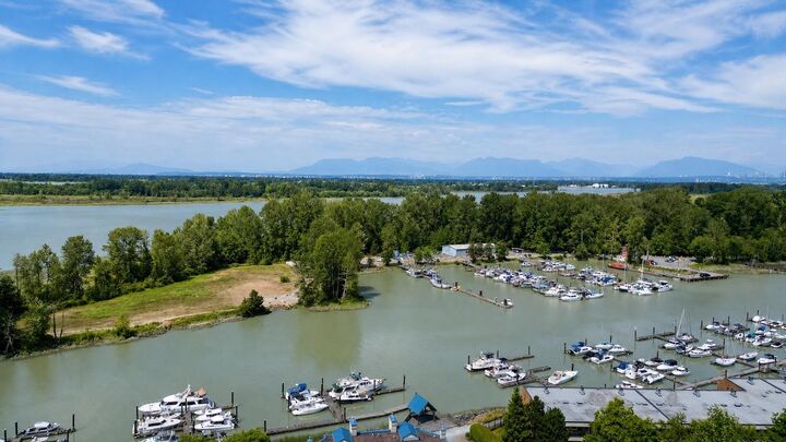 Property Photo: 5059 N Whitworth Crescent BC V4K 1B1