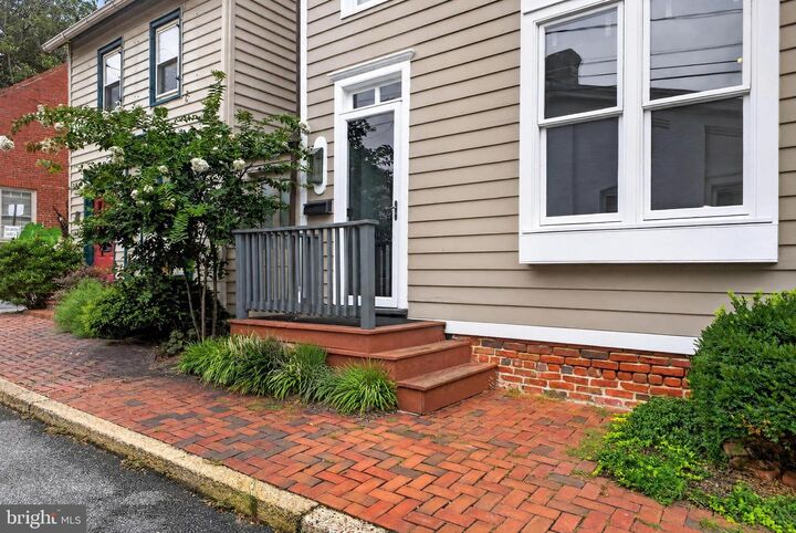 Property Photo: 104 Church Alley MD 21620