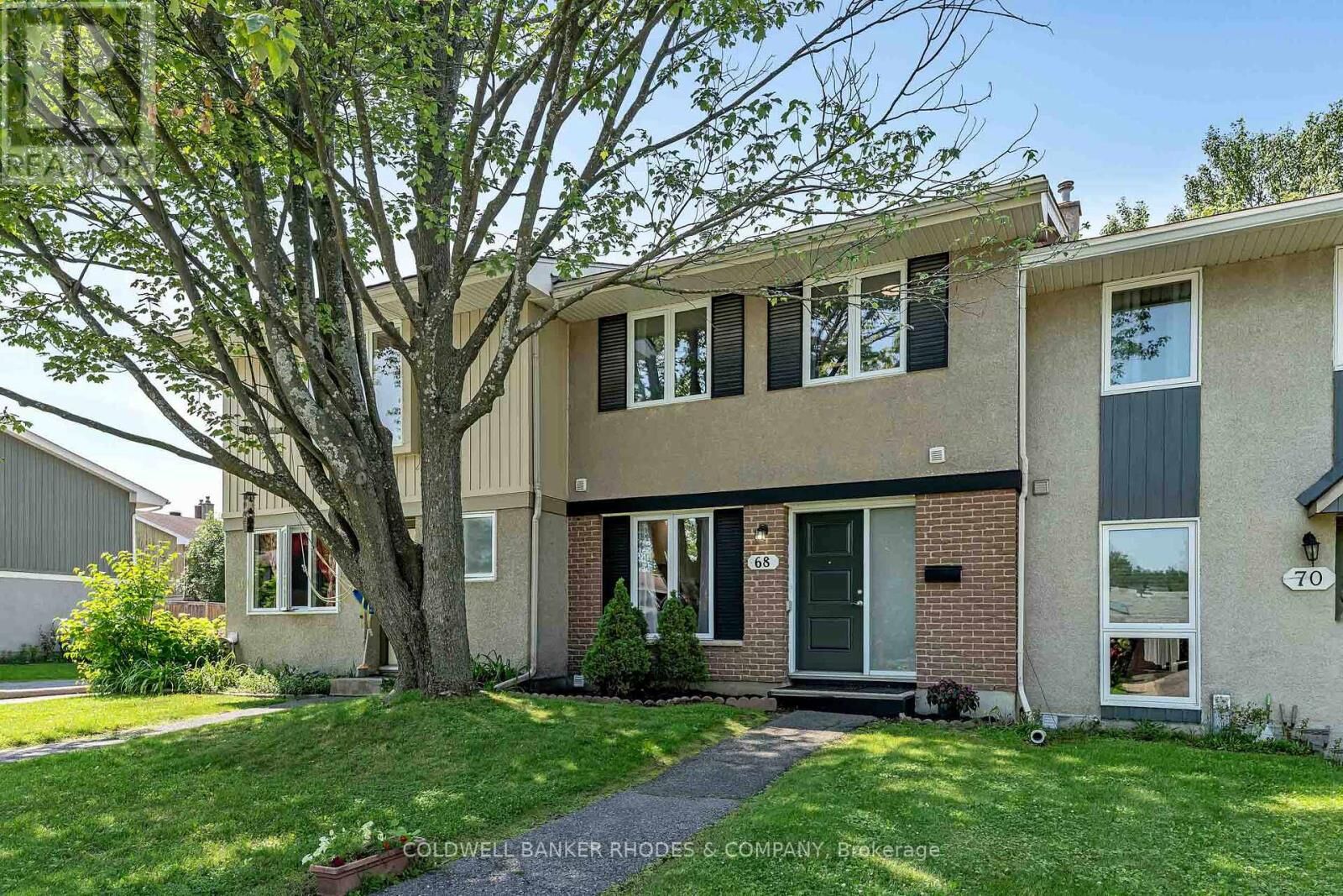 Property Photo:  68 Costello Avenue  ON K2H 7C5 
