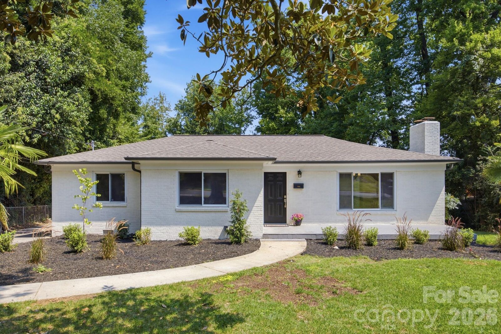 Property Photo:  943 Hickory Nut Street  NC 28205 