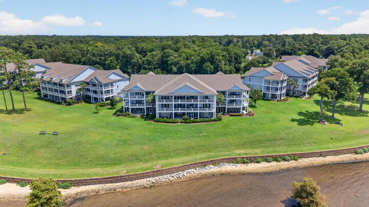 Property Photo:  1164 Bridgeview Lane # 202 D-202  SC 29148 