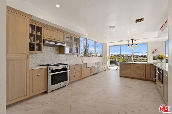 Property Photo: 8317 Delgany Ave CA 90293
