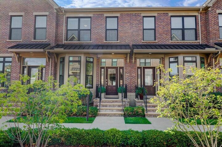 Property Photo:  866 Pullman Way  OH 43212 
