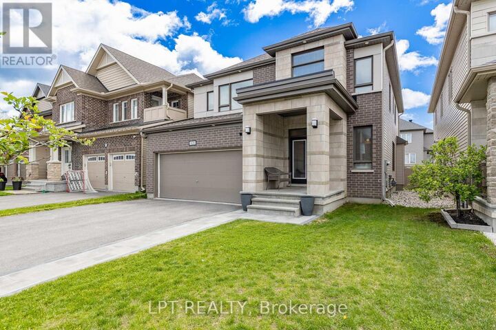 908 Pedigree Street — photo 1