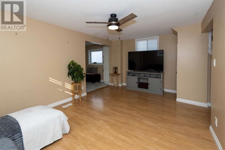 Property Photo: 129 Heron St ON P7C 2M2