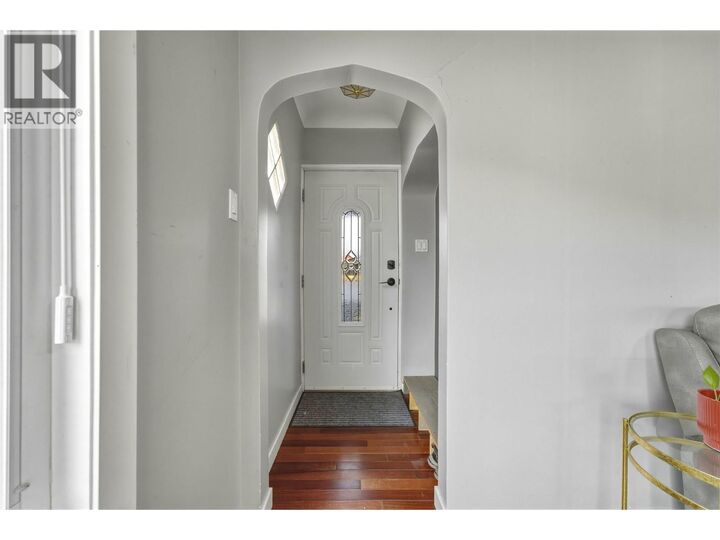 Property Photo: 1701 34 Street BC V1T 5V7