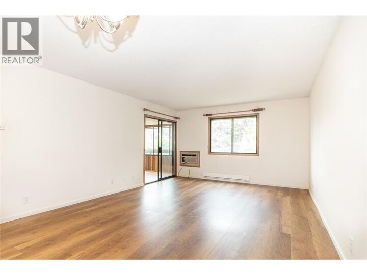 Property Photo: 1075 Bernard Avenue 303 BC V1Y 6P7