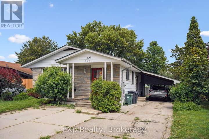 Property Photo: 23 Muskoka Drive ON N1E 6E1
