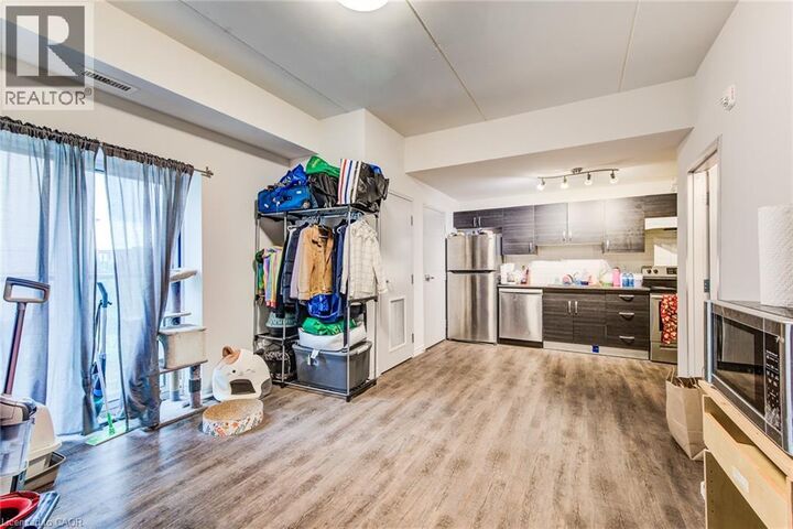 Property Photo:  269 Sunview Street 205  ON N2L 3V8 
