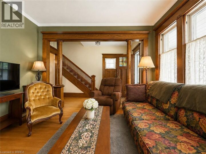 Property Photo: 49 Palmerston Avenue ON N3T 4L1