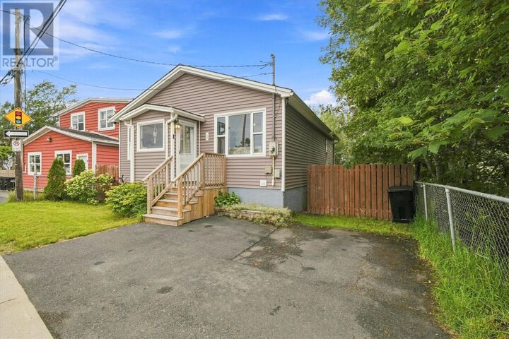 Property Photo:  66 Pearce Avenue  NL A1E 3C3 