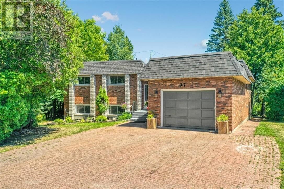 Property Photo:  67 Kincora Court  ON P3E 2B9 