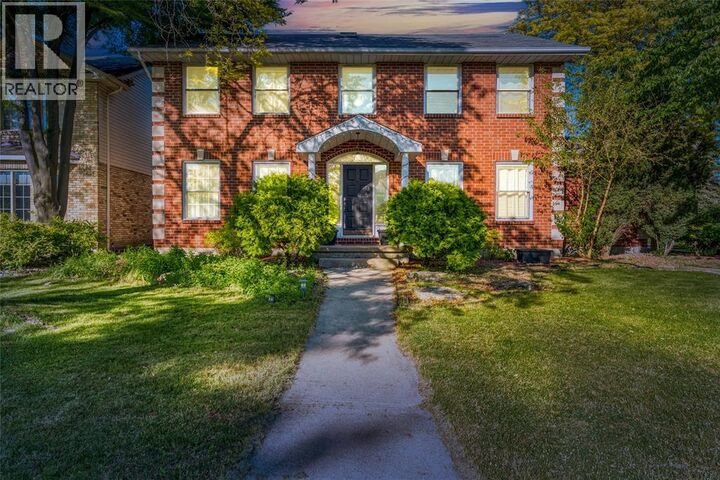 Property Photo: 706 Esser Crescent ON N7S 5W6