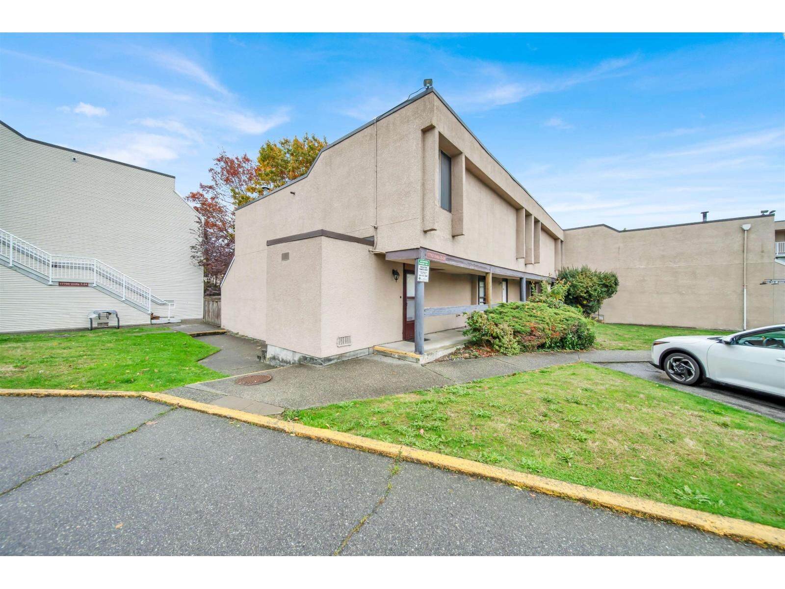 Property Photo: 17702 60 Avenue 28 BC V3S 1V2