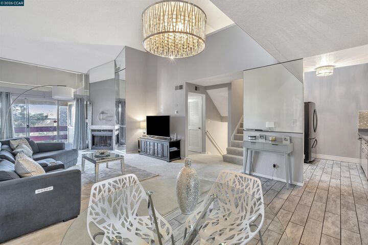 Property Photo: 2121 Vale Rd 326 CA 94806